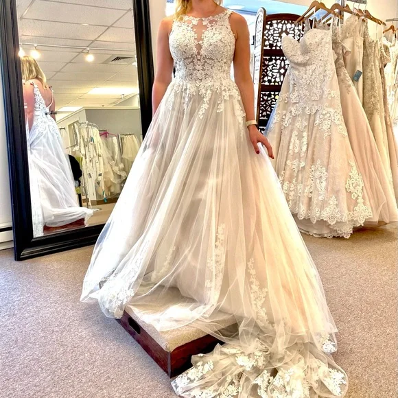 Wedding Dress- Nwt. Ivory/Moscato Underlay | Color: Red | Size: 12 | Mallorychristof's Closet